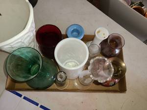 lot 4082 image: VASES. Variety Shapes and Sizes