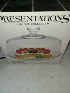 lot 4104 image: Glass Cake Plate with Dome Lid New In Box.