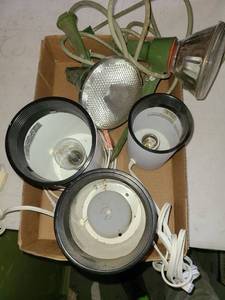 lot 4112 image: Lights. 3 can Lights and 2 Flood Lights that go in ground