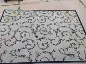 lot 4118 image: Indoor Outdoor Carpet 90 x 61