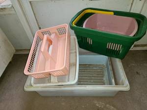 lot 5004 image: Variety of Storage Baskets Containers 6 pcs.