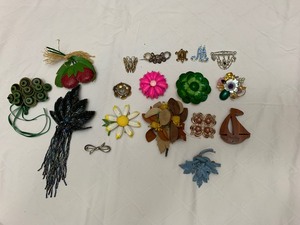 lot 1524 image: Ladies Jewelry