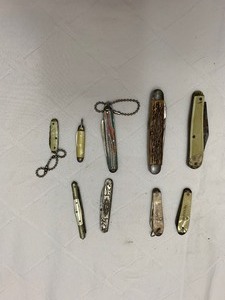 lot 1525 image: Pocket Knives
