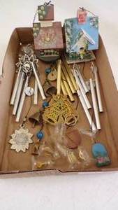 lot 9337 image: ASST. WIND CHIMES