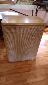 lot 9356 image: CLOTHES HAMPER