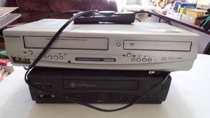 lot 9371 image: VCRDVD MACHINES WTIMER