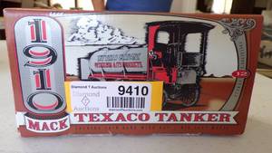 lot 9410 image: 1910 MACK TEXACO TANKER DIE CAST BANK