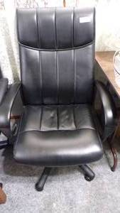 lot 9475 image: OFFICE CHAIR