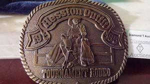 lot 9500 image: BELT BUCKLE