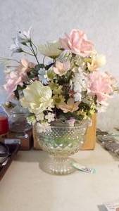 lot 9517 image: WEXFORD VASE WFLOWERS