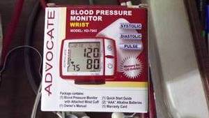 lot 9521 image: BLOOD PRESSURE CUFF AND 2 STETHESCOPES