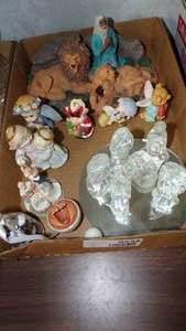 lot 9534 image: FIGURINES