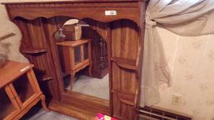 lot 9547 image: DRESSER TOPPER