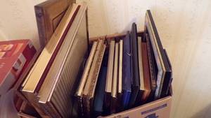 lot 9573 image: PICTURE FRAMES