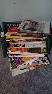 lot 9583 image: MISC. MAGAZINES