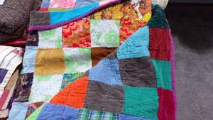 lot 9595 image: QUILT