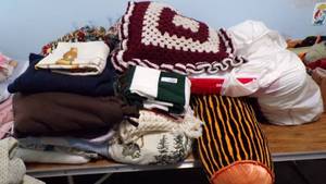 lot 9601 image: BLANKETS, PILLOWS, ETC.