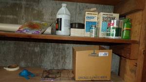 lot 9640 image: CONTENTS OF 2 SHELVES