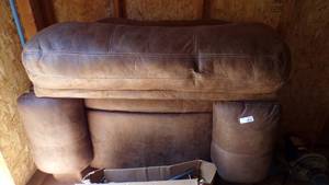 lot 9713 image: BIG MAN RECLINER - SUEDE - VERY SOFT