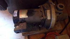 lot 9714 image: WELL PUMP
