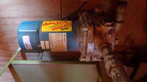 lot 9716 image: WELL PUMP