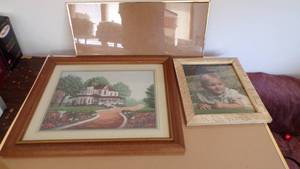 lot 9406 image: PICTURES AND FRAMES