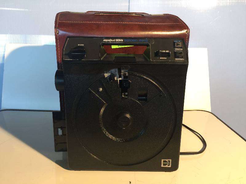 lot 3078 image: kodak carrousel 4400 projector wcase