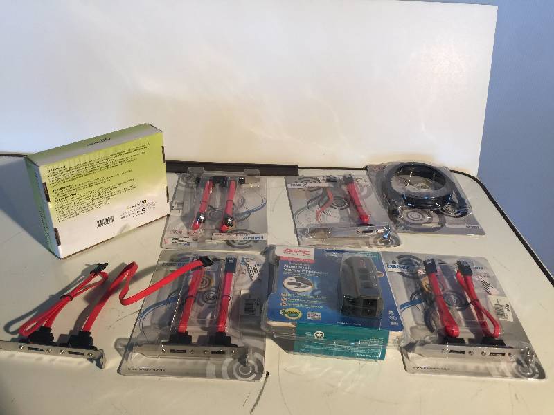lot 3082 image: box of computer parts