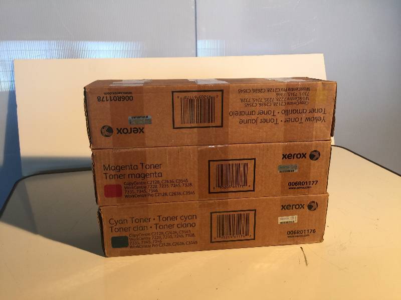 lot 3193 image: Lot of 3 xerox toner