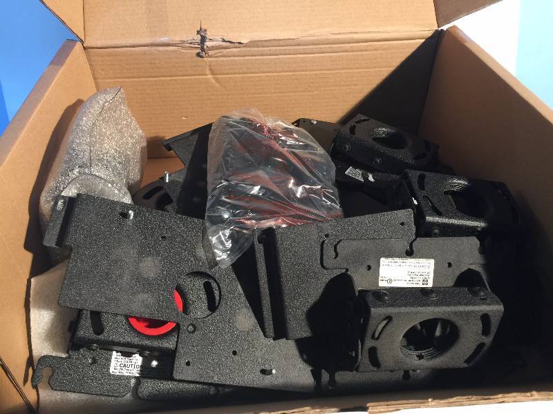 lot 3197 image: box of projectors mounts
