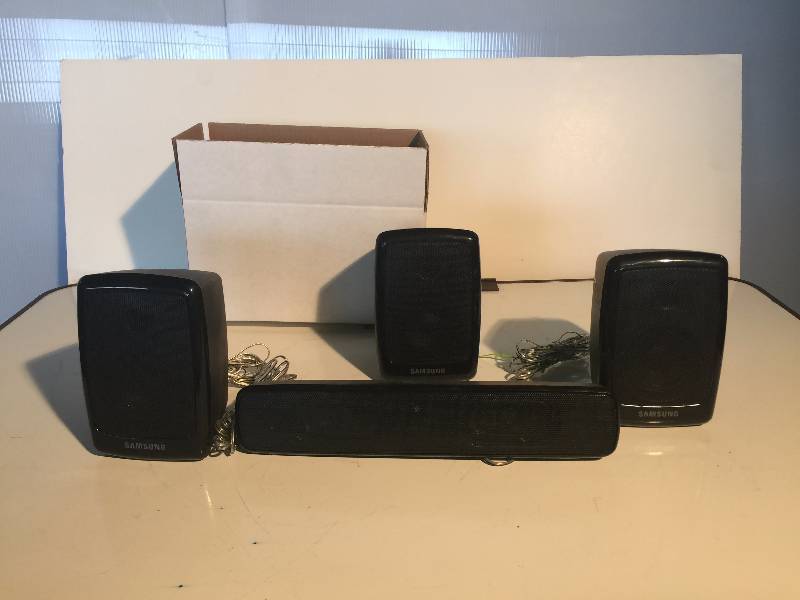 lot 3239 image: set of samsung speaker system