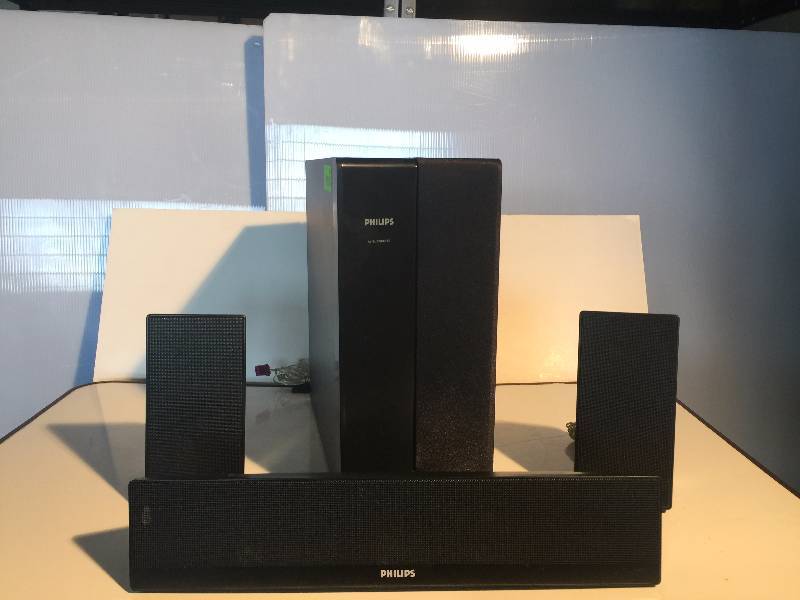 lot 3256 image: set of philips speaker system