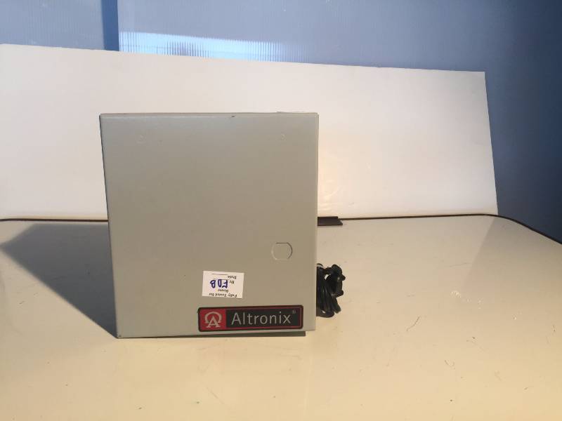 lot 3270 image: Altronix power supply (altv2416cb)