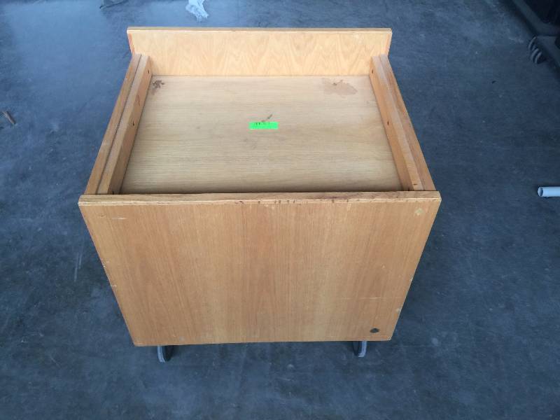 lot 3305 image: tray cart