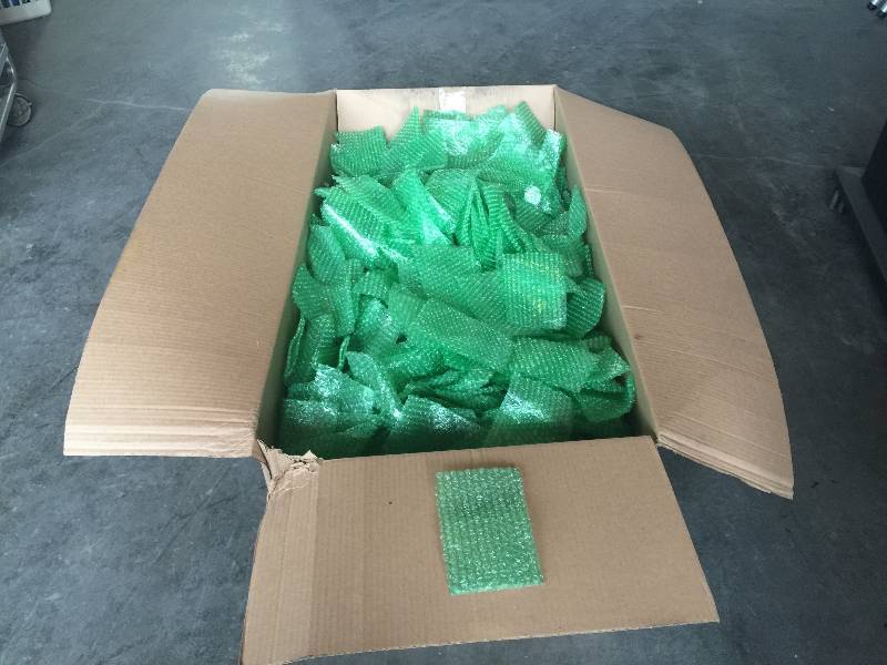 lot 3316 image: box of 5x7 bubble pouch (1200 pieces)