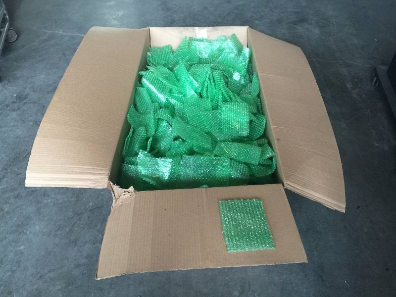 lot 3319 image: box of 5x7 bubble pouch (1200 pieces)