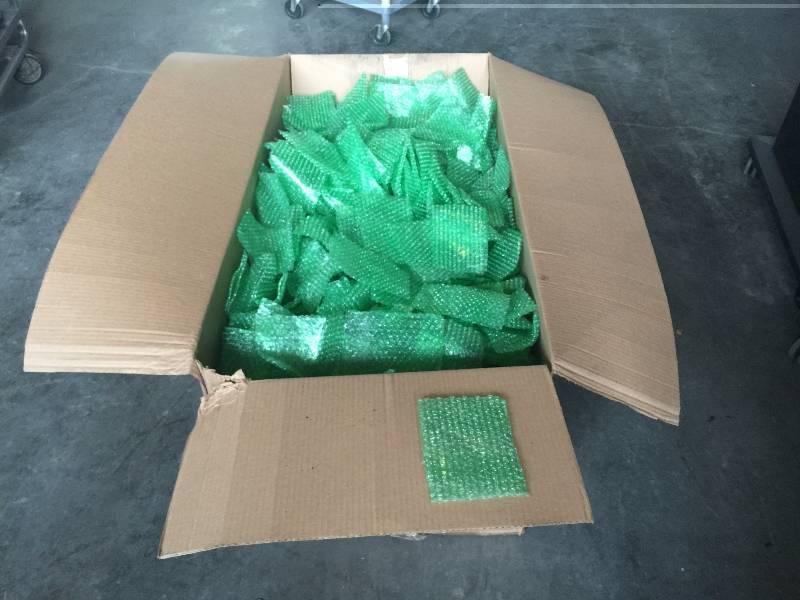lot 3324 image: box of 5x7 bubble pouch (1200 pieces)