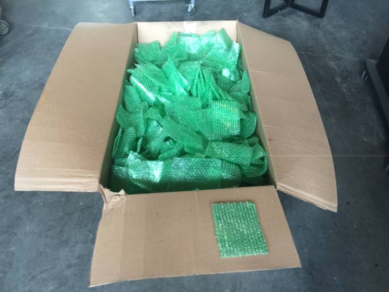 lot 3326 image: box of 5x7 bubble pouch (1200 pieces)