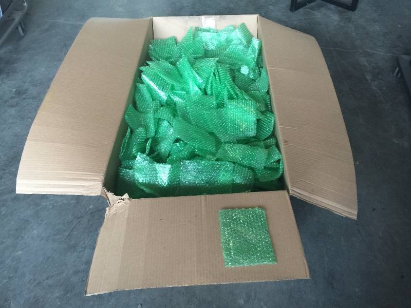 lot 3334 image: box of 5x7 bubble pouch (1200 pieces)