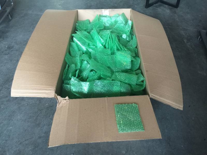 lot 3335 image: box of 5x7 bubble pouch (1200 pieces)