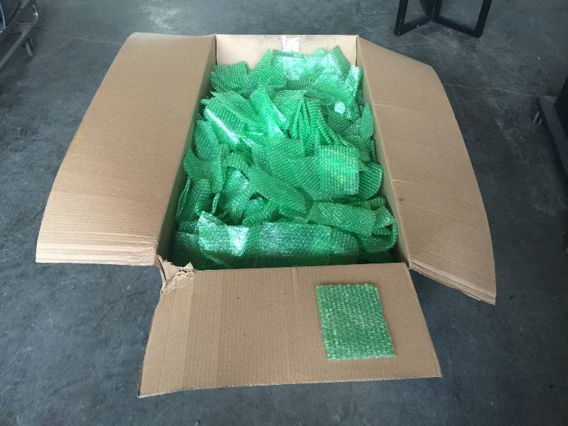 lot 3340 image: box of 5x7 bubble pouch (1200 pieces)