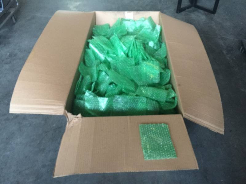 lot 3344 image: box of 5x7 bubble pouch (1200 pieces)