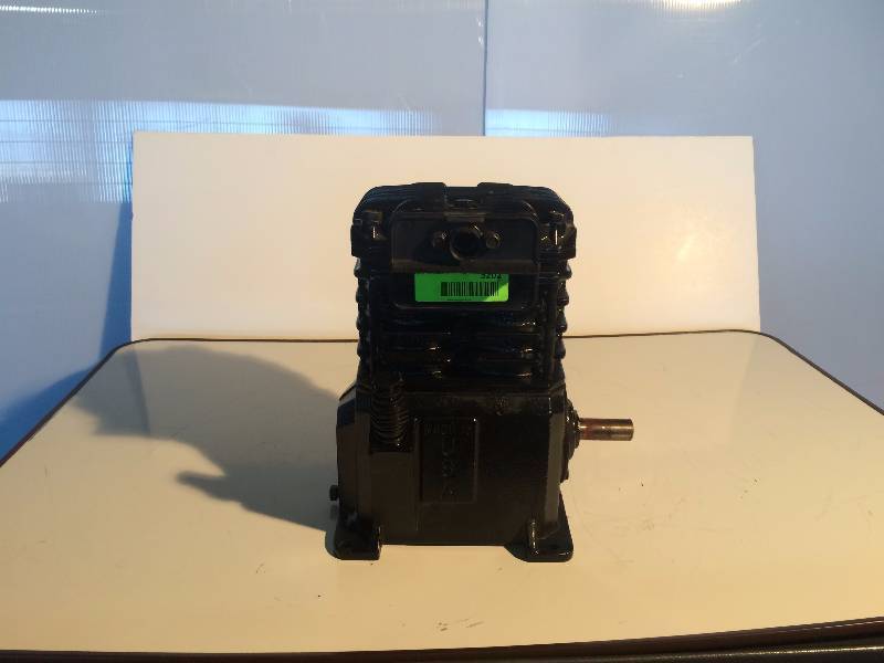 lot 3202 image: motor (vtp403)
