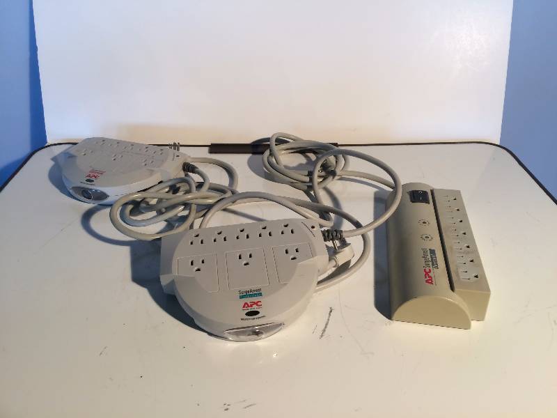 lot 3206 image: lot of 3 apc power strips