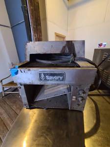 lot 8007 image: Commercial Conveyor toaster