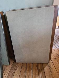 lot 8040 image: lot of 2. linoleum and wood counter top 36in x 48 in x 1in