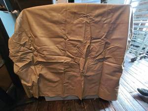 lot 8059 image: lot of 8 table cloth. 65in x 46in