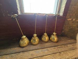 lot 8075 image: Gold Hanging lights