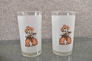 lot 1326 image: Set of 2 Oklahoma State Frosted Drinking Glasses  4 34 Tall