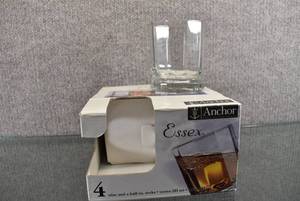 lot 1330 image: Set of 4 Anchor Hocking Rock Glasses  New in Box  Glass  9 12 oz